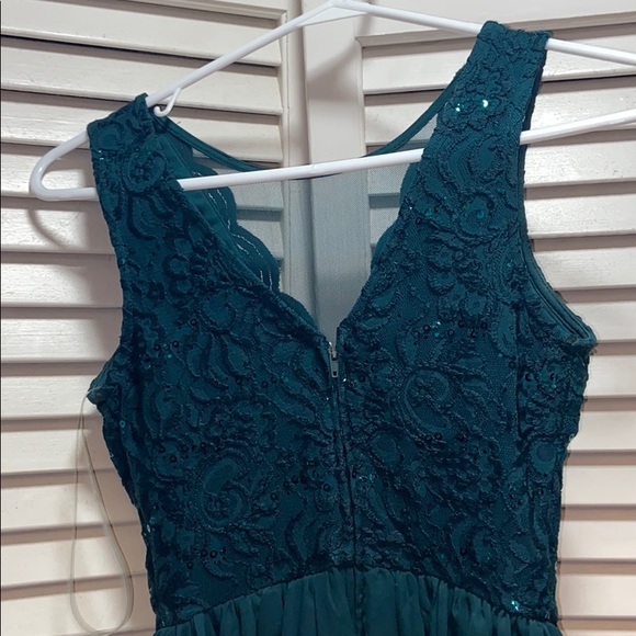 Dress - Picture 3 of 4